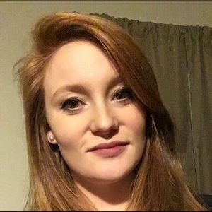 Meet your Posher, Justine